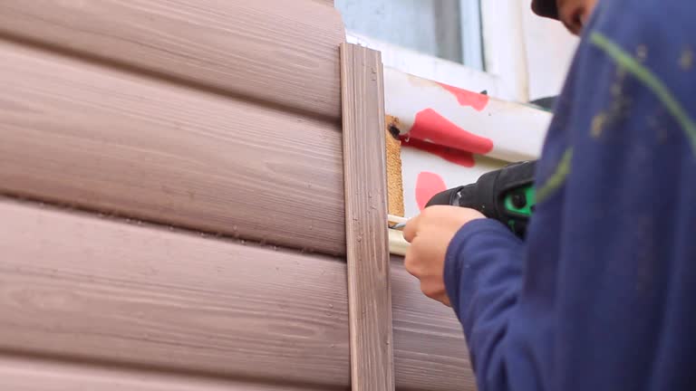 Best Insulated Siding Installation  in York, AL